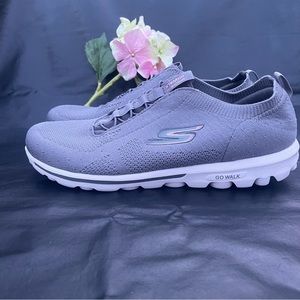 Skechers GOwalk Classic Men’s Washable Bungee Sneakers-Danyl-Charcoal Si…